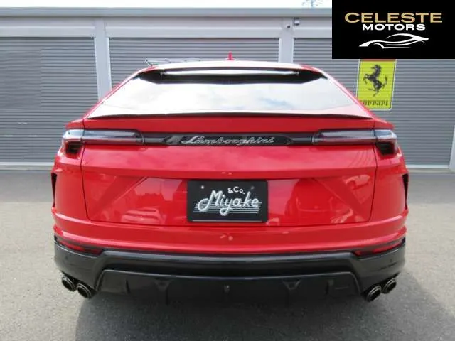 LAMBORGHINI Urus 2019 — photo 7 sur 8