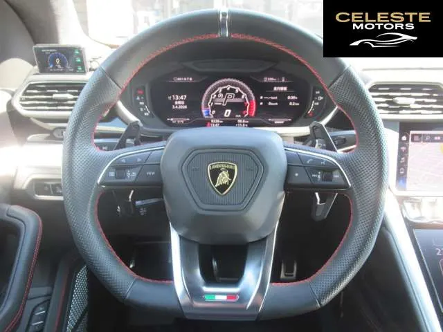 LAMBORGHINI Urus 2019 — photo 4 sur 8