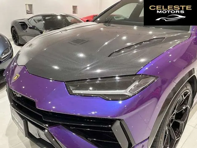LAMBORGHINI Urus 2024 — photo 3 sur 8