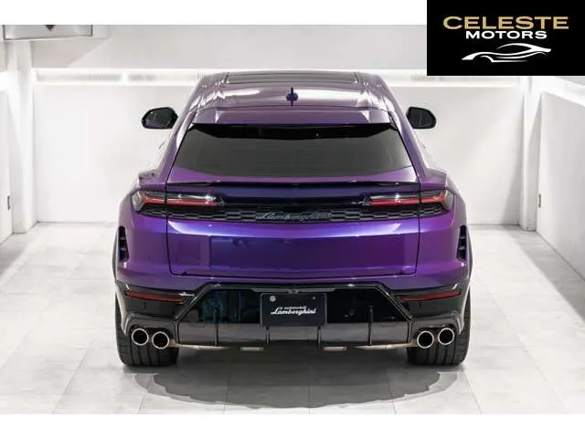 LAMBORGHINI Urus 2025 — photo 7 sur 8