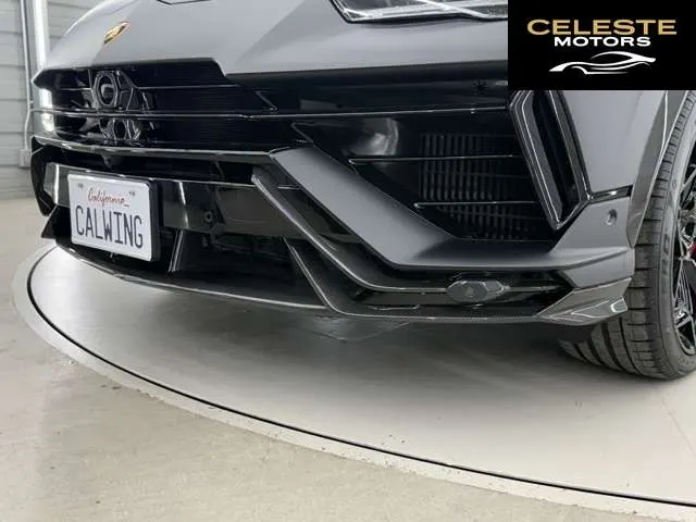 LAMBORGHINI Urus 2023 — photo 5 sur 8