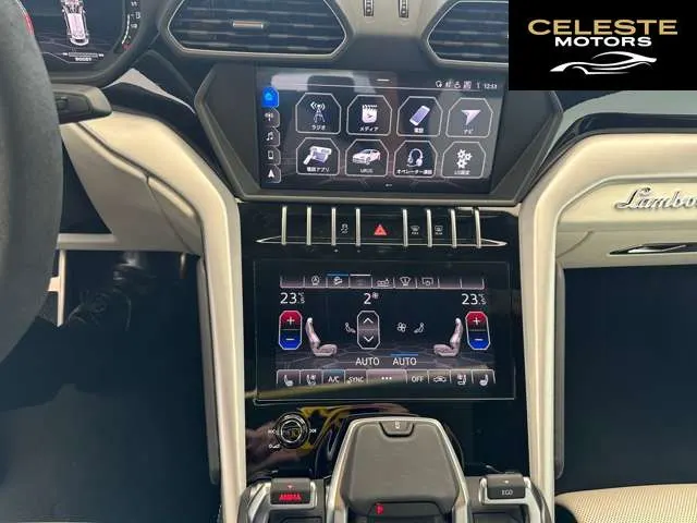 LAMBORGHINI Urus 2019 — photo 3 sur 8