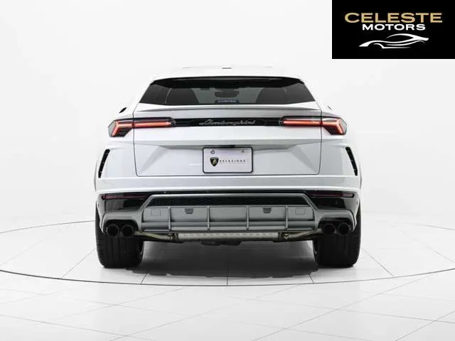LAMBORGHINI Urus 2019 — photo 3 sur 8