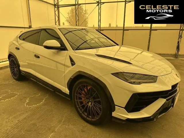 LAMBORGHINI Urus 2024 — photo 6 sur 8