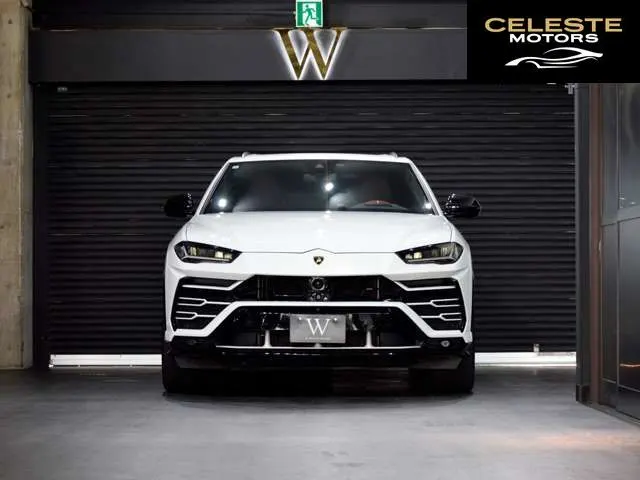 LAMBORGHINI Urus 2019 — photo 6 sur 8