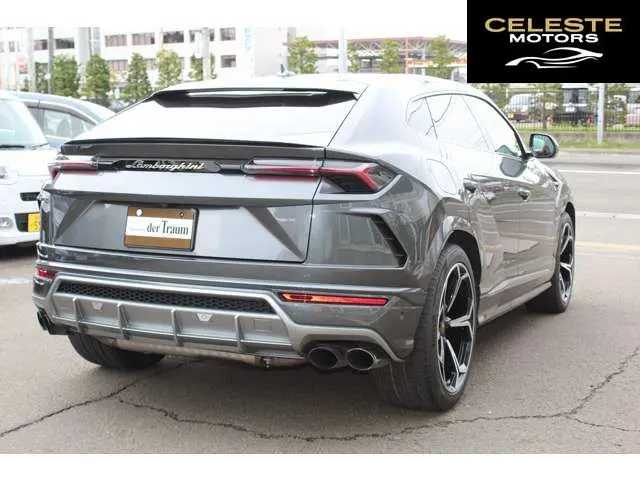 LAMBORGHINI Urus 2019 — photo 4 sur 8