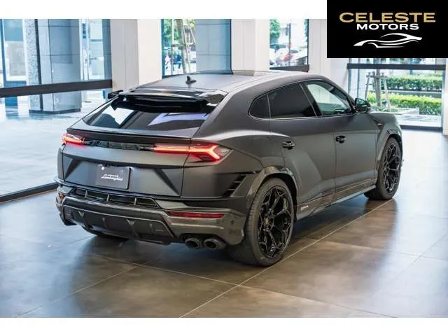 LAMBORGHINI Urus 2025 — photo 4 sur 8