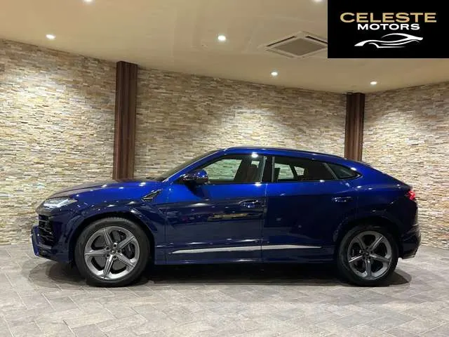 LAMBORGHINI Urus 2020 — photo 3 sur 8