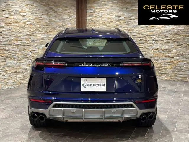LAMBORGHINI Urus 2020 — photo 5 sur 8