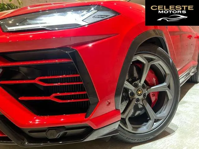 LAMBORGHINI Urus 2020 — photo 8 sur 8