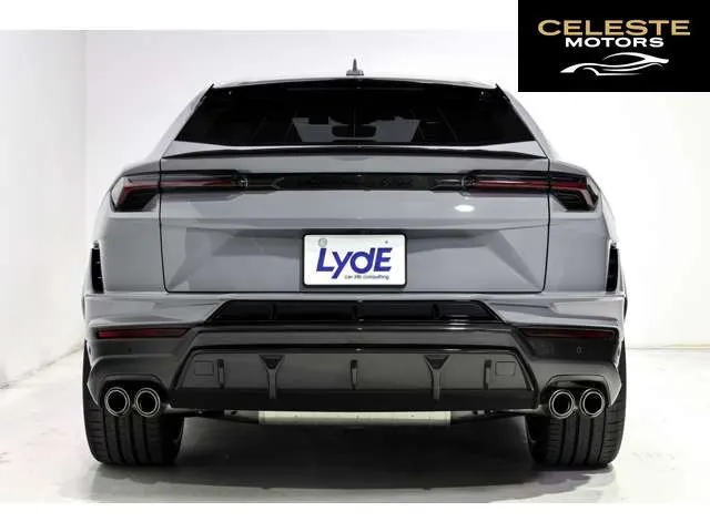 LAMBORGHINI Urus 2025 — photo 2 sur 8