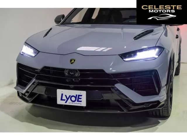 LAMBORGHINI Urus 2025 — photo 8 sur 8