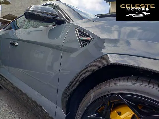 LAMBORGHINI Urus 2025 — photo 6 sur 8