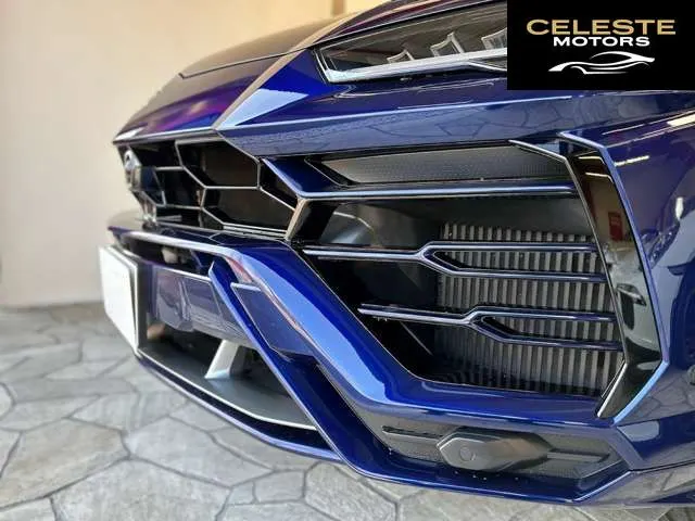 LAMBORGHINI Urus 2019 — photo 2 sur 8