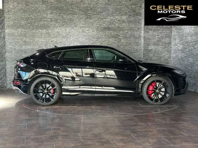 LAMBORGHINI Urus 2019 — photo 5 sur 8