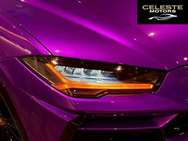 LAMBORGHINI Urus 2023 — photo 3 sur 8