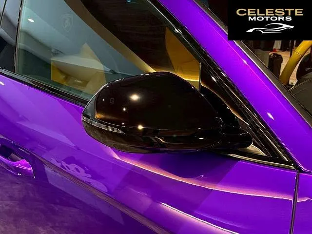 LAMBORGHINI Urus 2023 — photo 6 sur 8
