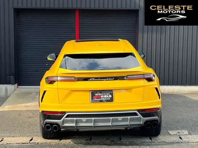 LAMBORGHINI Urus 2019 — photo 4 sur 8