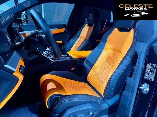 LAMBORGHINI Urus 2019 — photo 6 sur 8