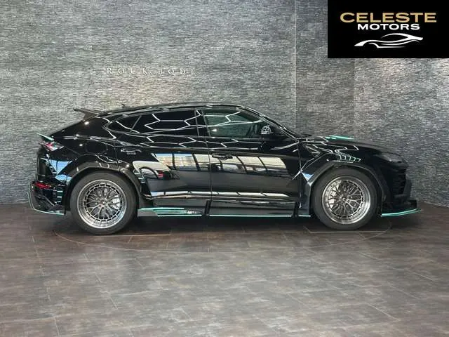LAMBORGHINI Urus 2019 — photo 5 sur 8