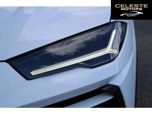 LAMBORGHINI Urus 2021 — photo 7 sur 8