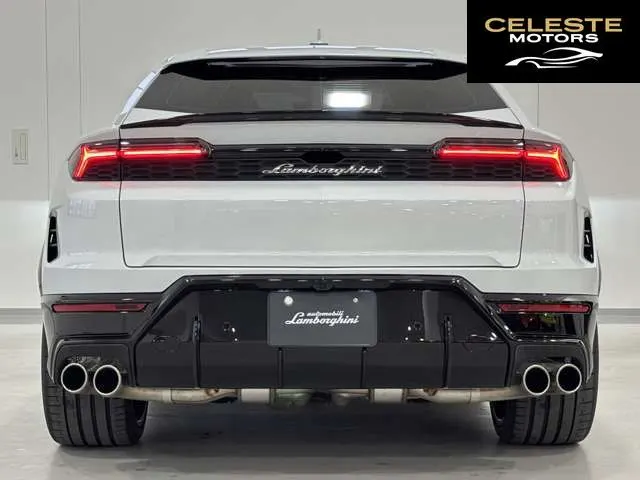 LAMBORGHINI Urus 2025 — photo 2 sur 8