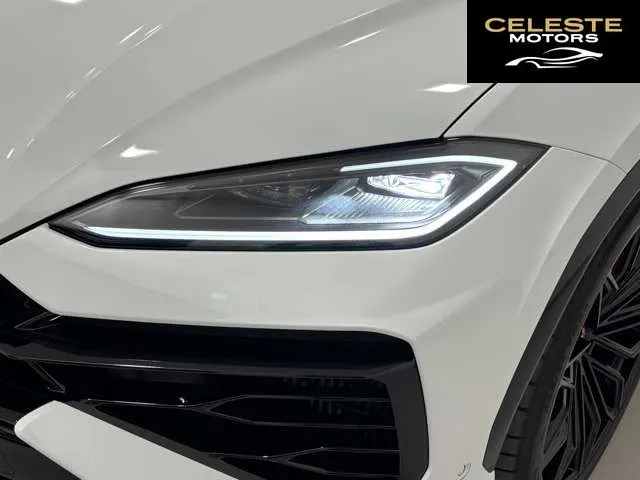 LAMBORGHINI Urus 2025 — photo 5 sur 8