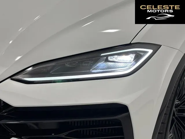 LAMBORGHINI Urus 2025 — photo 5 sur 8