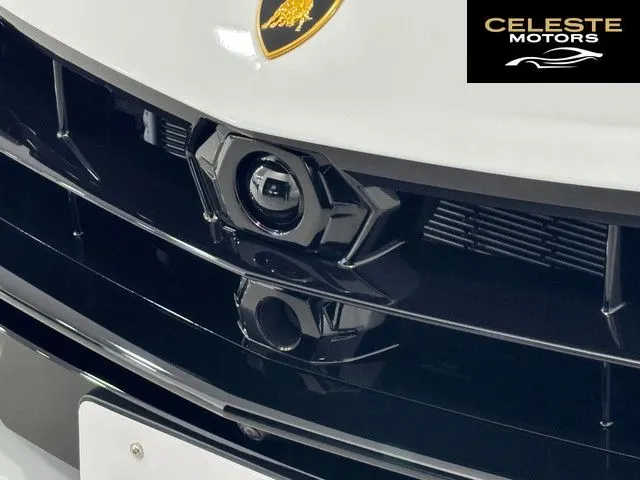 LAMBORGHINI Urus 2025 — photo 6 sur 8