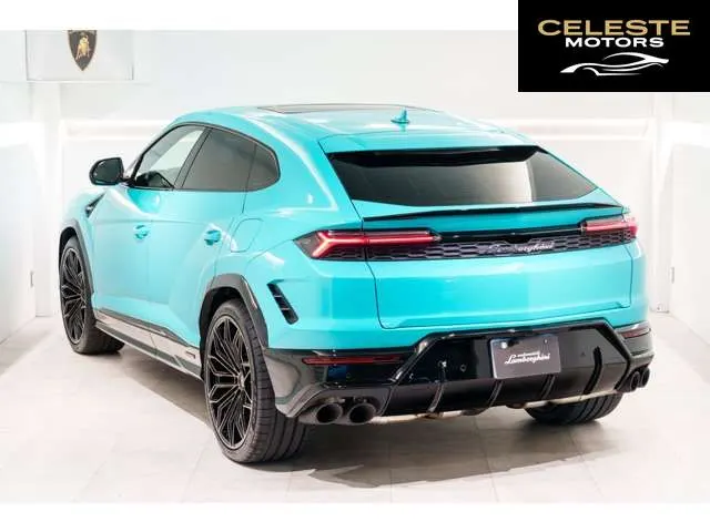 LAMBORGHINI Urus 2025 — photo 3 sur 8