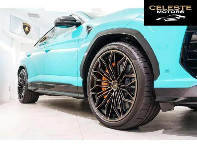 LAMBORGHINI Urus 2025 — photo 7 sur 8