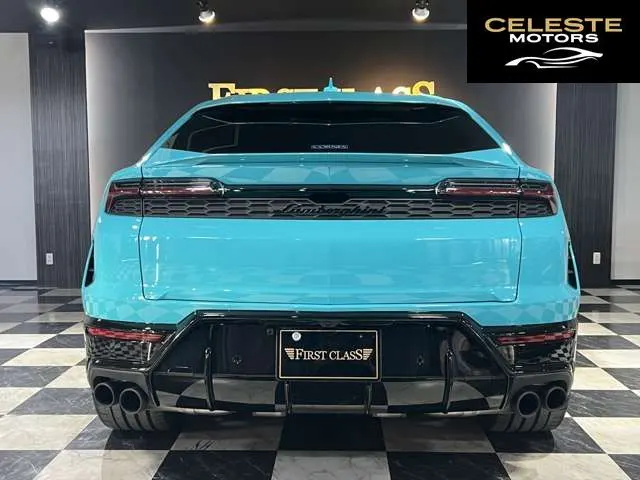 LAMBORGHINI Urus 2025 — photo 4 sur 8