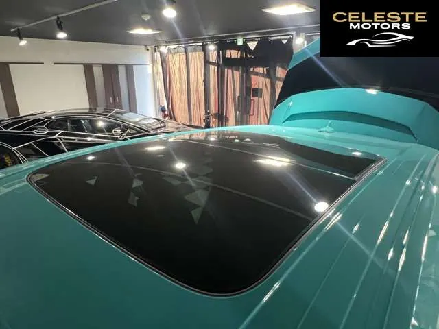 LAMBORGHINI Urus 2025 — photo 7 sur 8
