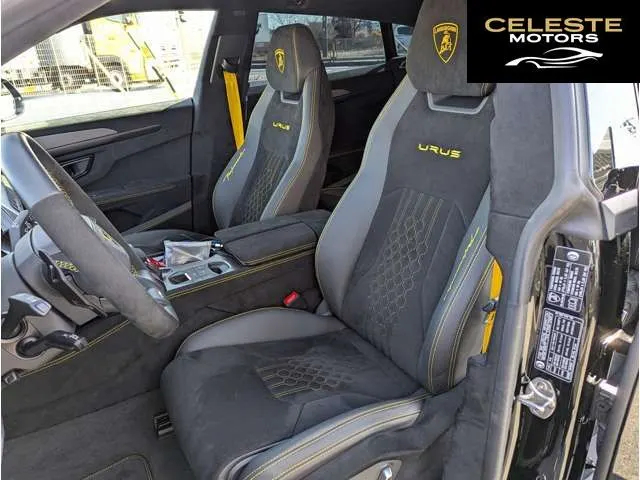 LAMBORGHINI Urus 2024 — photo 5 sur 8