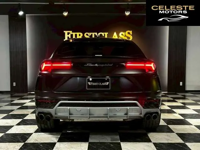 LAMBORGHINI Urus 2019 — photo 2 sur 8