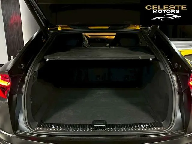 LAMBORGHINI Urus 2019 — photo 8 sur 8