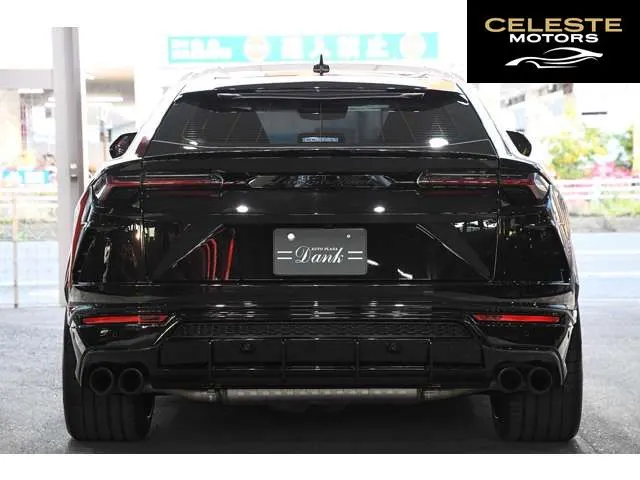 LAMBORGHINI Urus 2020 — photo 2 sur 8