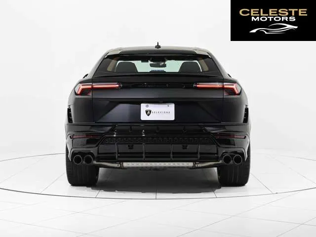 LAMBORGHINI Urus 2023 — photo 3 sur 8