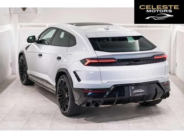 LAMBORGHINI Urus 2025 — photo 3 sur 8