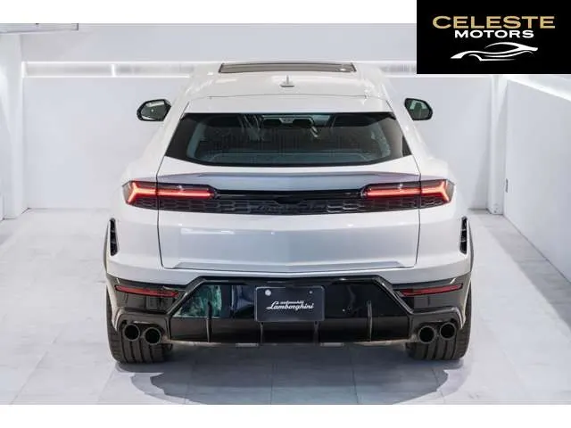 LAMBORGHINI Urus 2025 — photo 4 sur 8