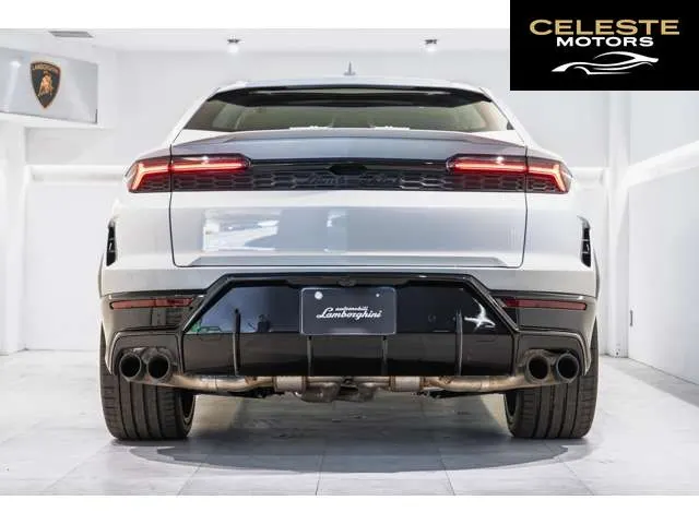 LAMBORGHINI Urus 2025 — photo 5 sur 8