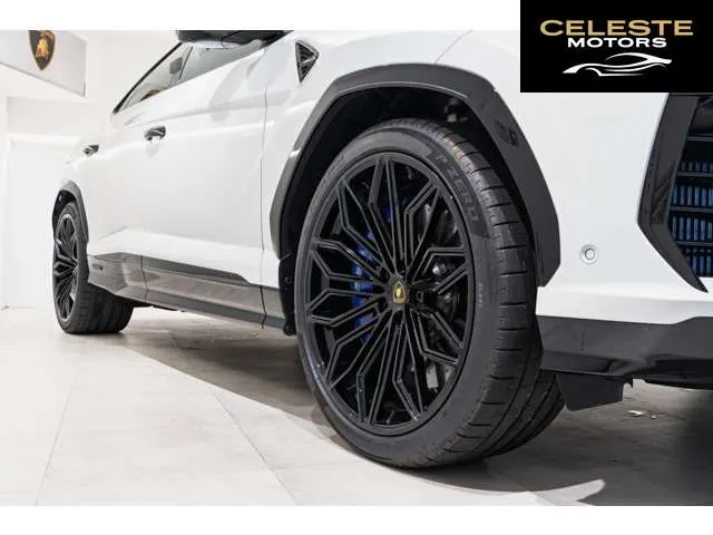 LAMBORGHINI Urus 2025 — photo 7 sur 8