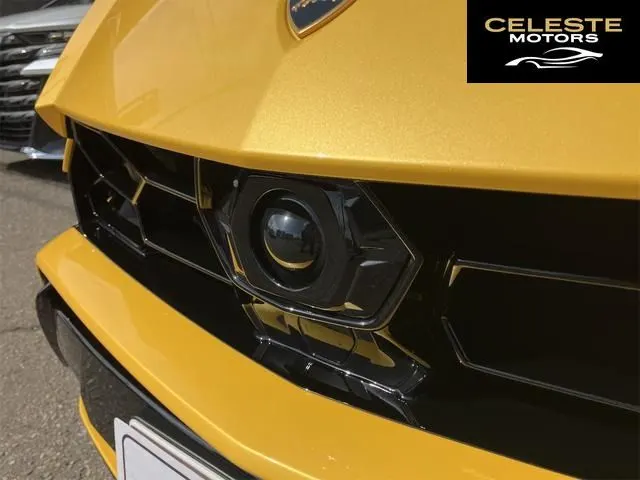 LAMBORGHINI Urus 2022 — photo 2 sur 8