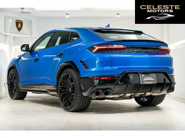 LAMBORGHINI Urus 2025 — photo 5 sur 8