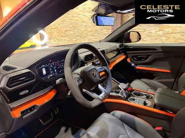 LAMBORGHINI Urus 2025 — photo 8 sur 8