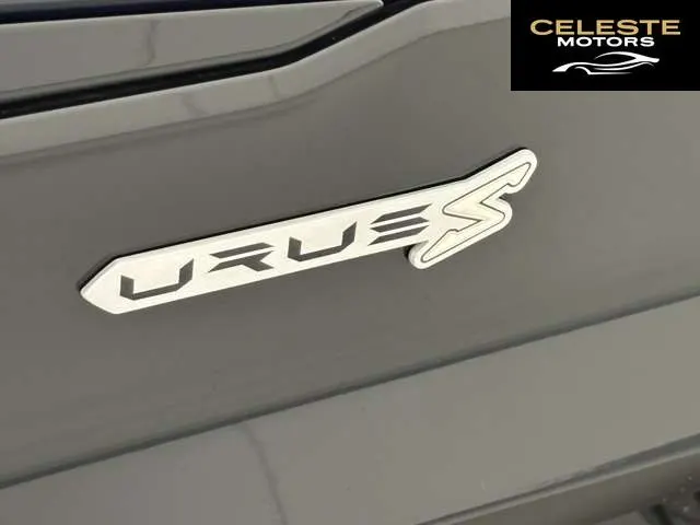 LAMBORGHINI Urus 2023 — photo 7 sur 8