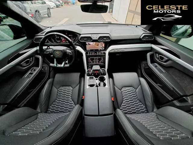 LAMBORGHINI Urus 2021 — photo 4 sur 8