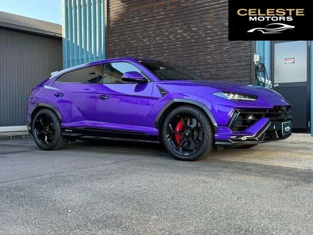 LAMBORGHINI Urus 2023 — photo 8 sur 8