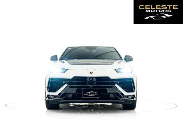 LAMBORGHINI Urus 2024 — photo 6 sur 8