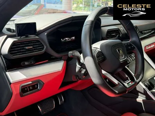 LAMBORGHINI Urus 2020 — photo 5 sur 8